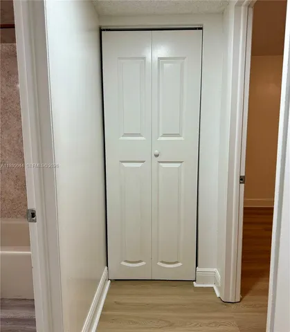 $2,300 | 430 Commodore Drive, Unit 206, Plantation, FL 33325