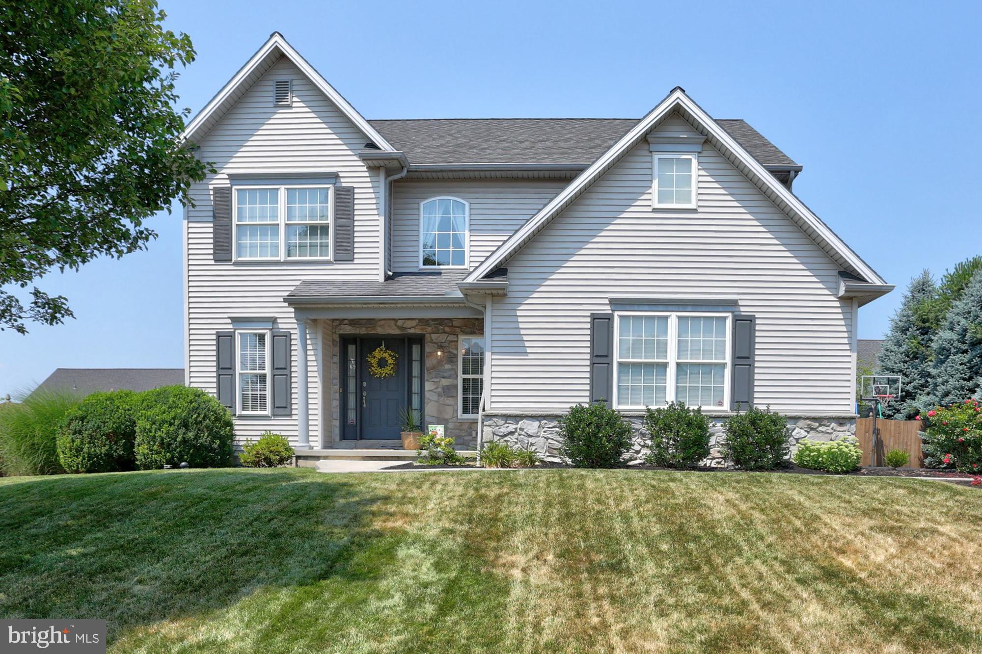 316 Chandlers Way Lititz, PA 17543 - Photo 1 of 31