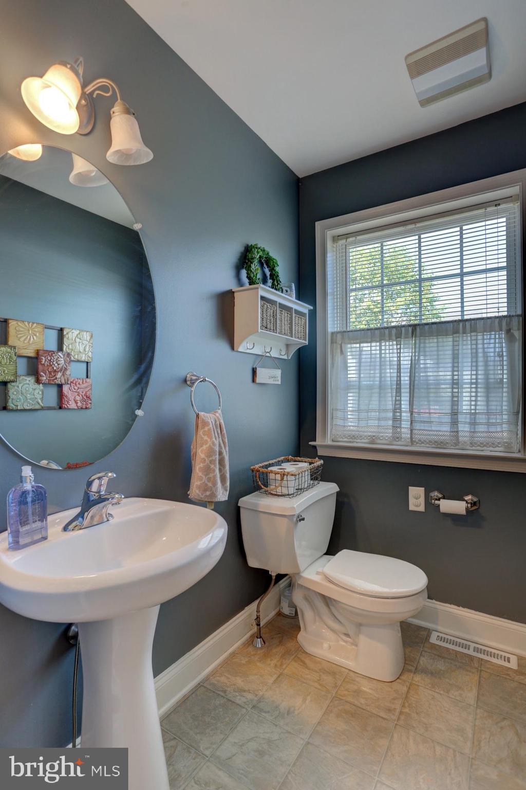 316 Chandlers Way Lititz, PA 17543 - Photo 14 of 31