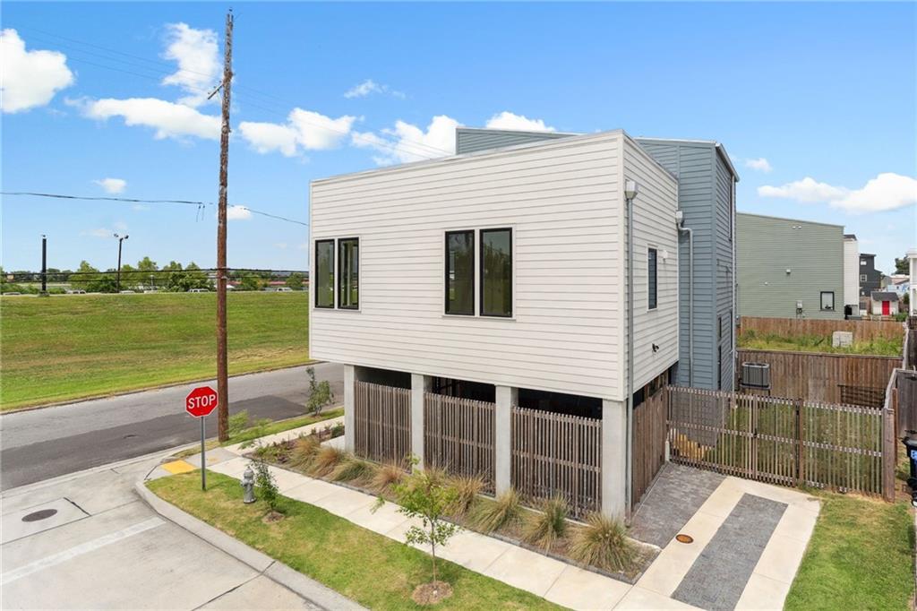 1117 Patterson Road New Orleans, LA 70114 - Photo 3 of 31