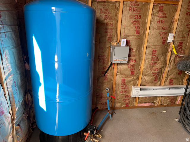 450 West Landslide Road Annabella, UT 84711 - Photo 4 of 7 Well house with expansion tank