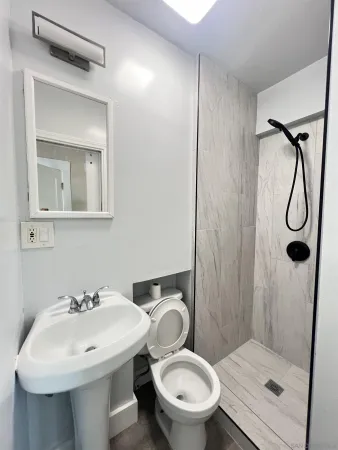$2,900 | 4060 Oakcrest Drive, San Diego, CA 92105