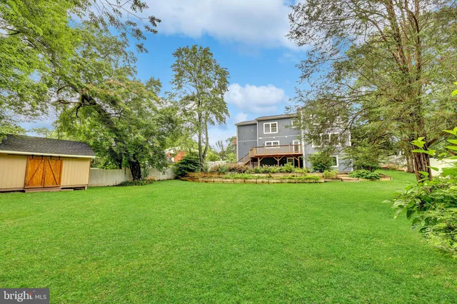 a house view with a garden space