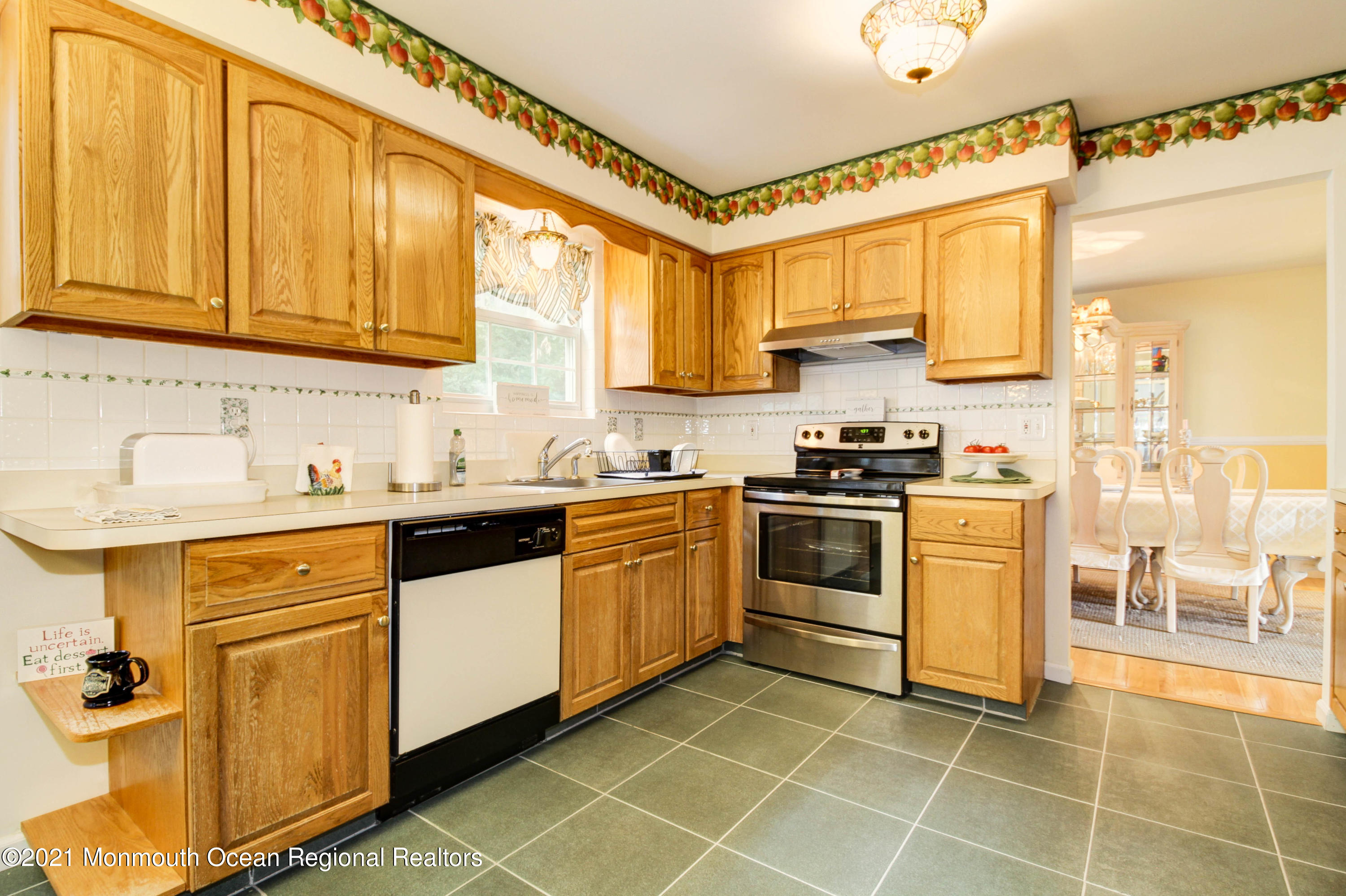 378 Pfister Road Jackson, NJ 08527 - Photo 9 of 37 378PfisterRd0009