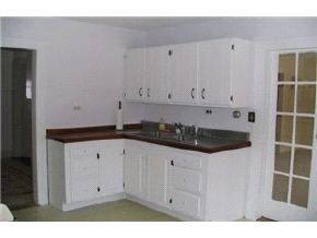 1043 Hatfield Road Hopkinton, NH 03229 - Photo 2 of 5