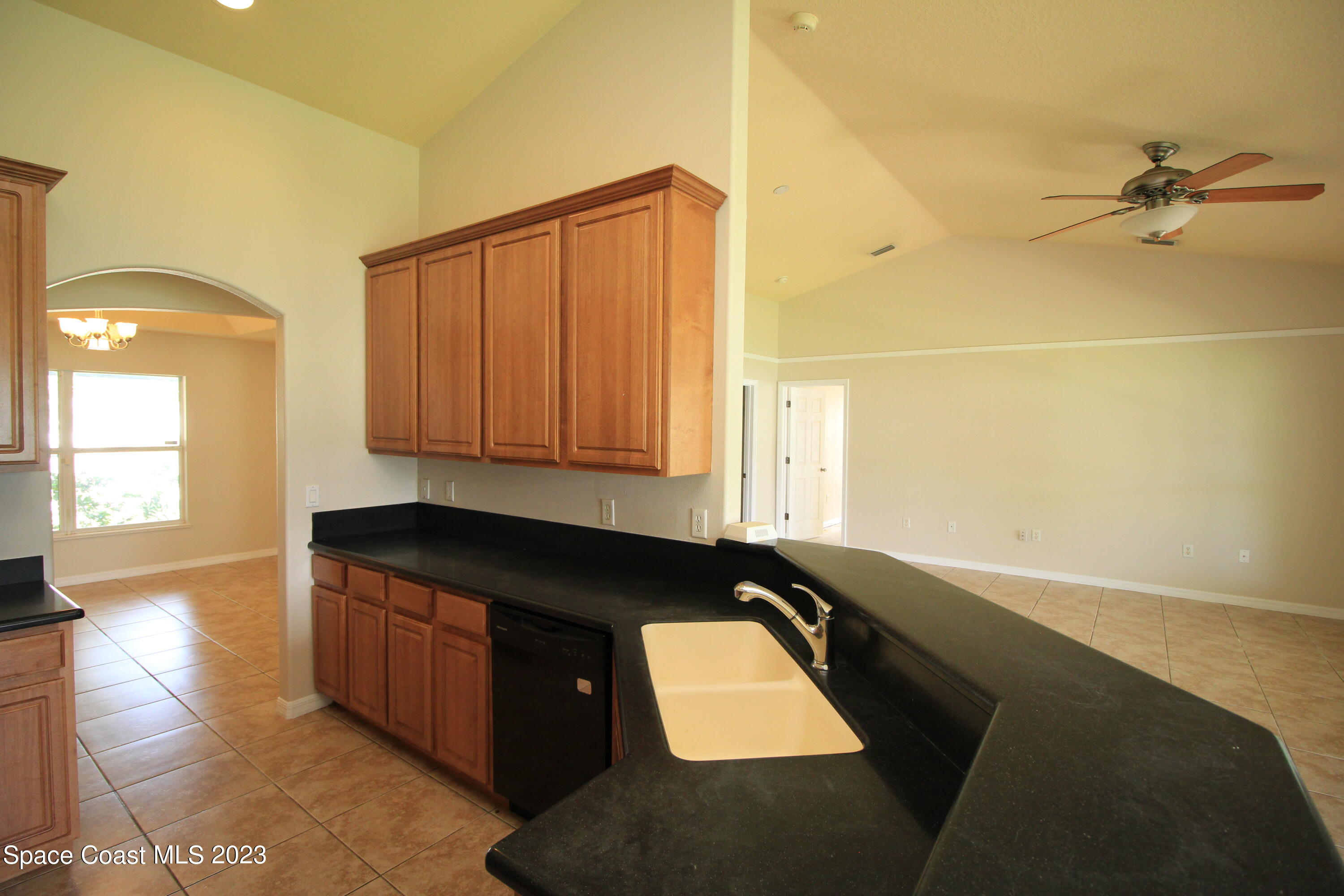 492 Eldron Boulevard Southeast Palm Bay, FL 32907 - Photo 15 of 28 a view of a bathroom