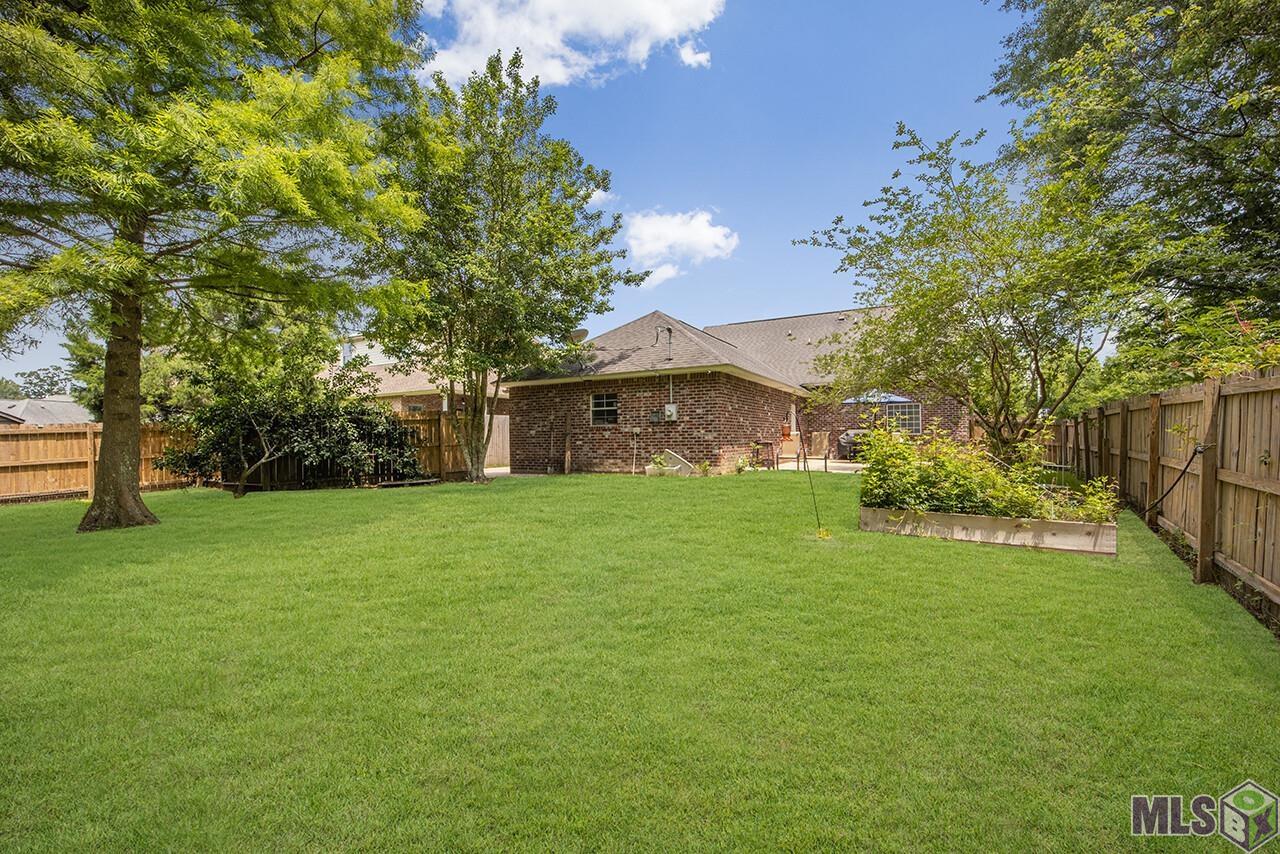 11711 North Milstead Place Baton Rouge, LA 70818 - Photo 12 of 14