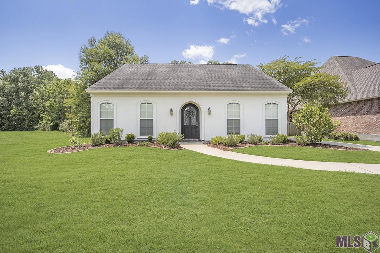 11711 North Milstead Place Baton Rouge, LA 70818 - Photo 2 of 14