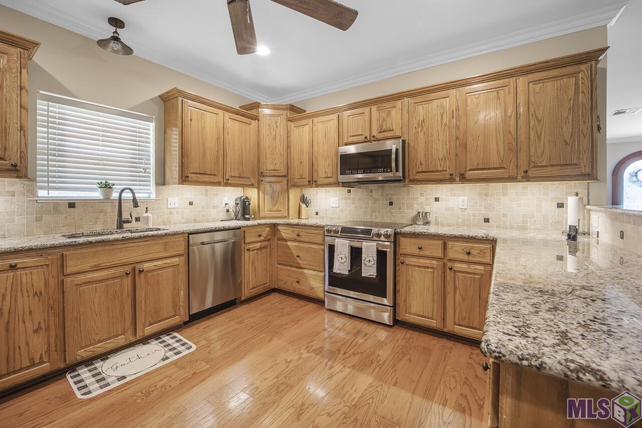 11711 North Milstead Place Baton Rouge, LA 70818 - Photo 4 of 14
