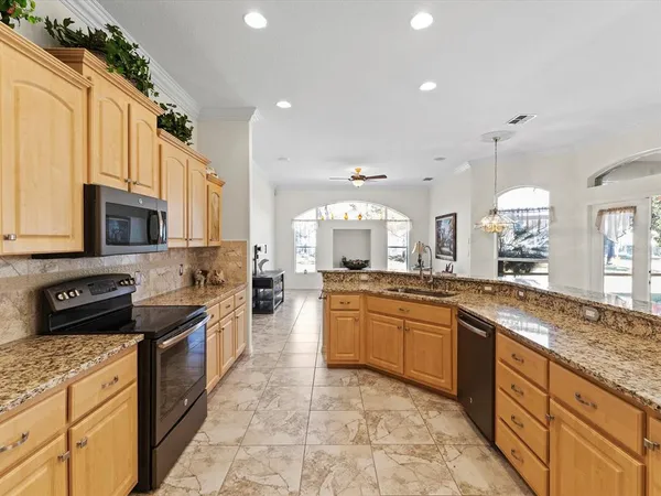 $485,000 | 13417 Whitehaven Court, Spring Hill, FL 34609