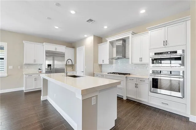 $1,080,000 | 11835 South Baypoint Circle, Parkland, FL 33076