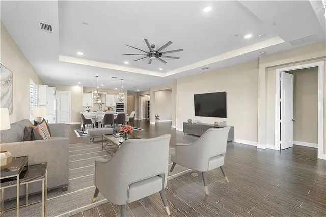 $1,080,000 | 11835 South Baypoint Circle, Parkland, FL 33076