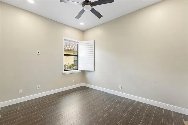 $1,080,000 | 11835 South Baypoint Circle, Parkland, FL 33076