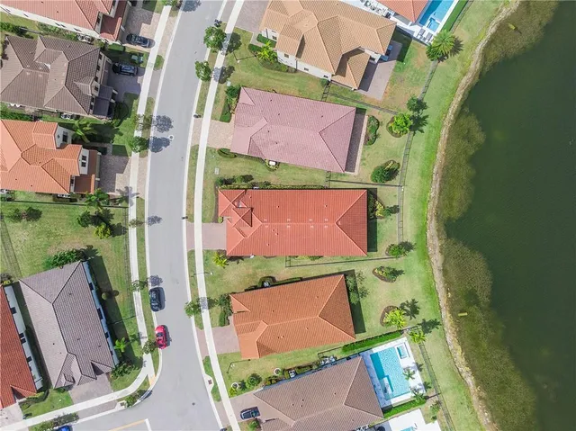 $1,080,000 | 11835 South Baypoint Circle, Parkland, FL 33076