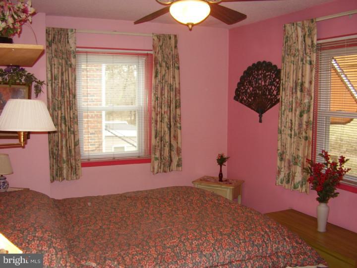 709 Ripley Street Philadelphia, PA 19111 - Photo 14 of 17 Gallery Image 14