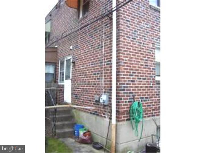 709 Ripley Street Philadelphia, PA 19111 - Photo 3 of 17 Gallery Image 3