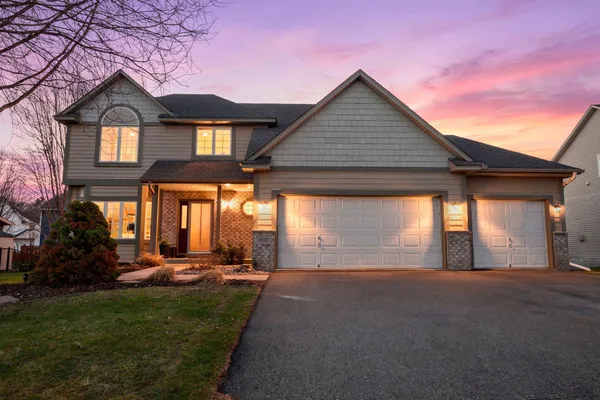 $500,000 | 1832 Alden Avenue, Shakopee, MN 55379