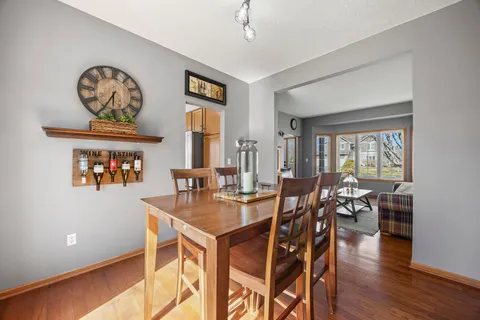 $500,000 | 1832 Alden Avenue, Shakopee, MN 55379