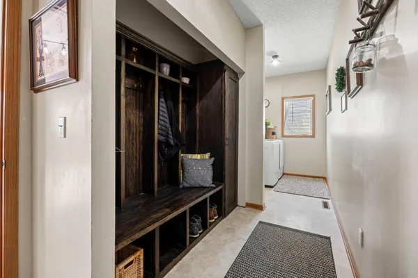 $500,000 | 1832 Alden Avenue, Shakopee, MN 55379