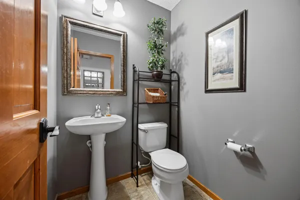 $500,000 | 1832 Alden Avenue, Shakopee, MN 55379