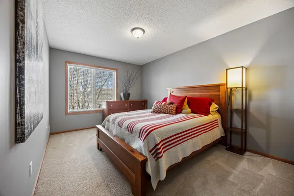 $500,000 | 1832 Alden Avenue, Shakopee, MN 55379