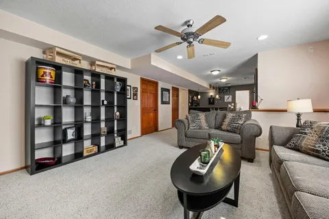 $500,000 | 1832 Alden Avenue, Shakopee, MN 55379