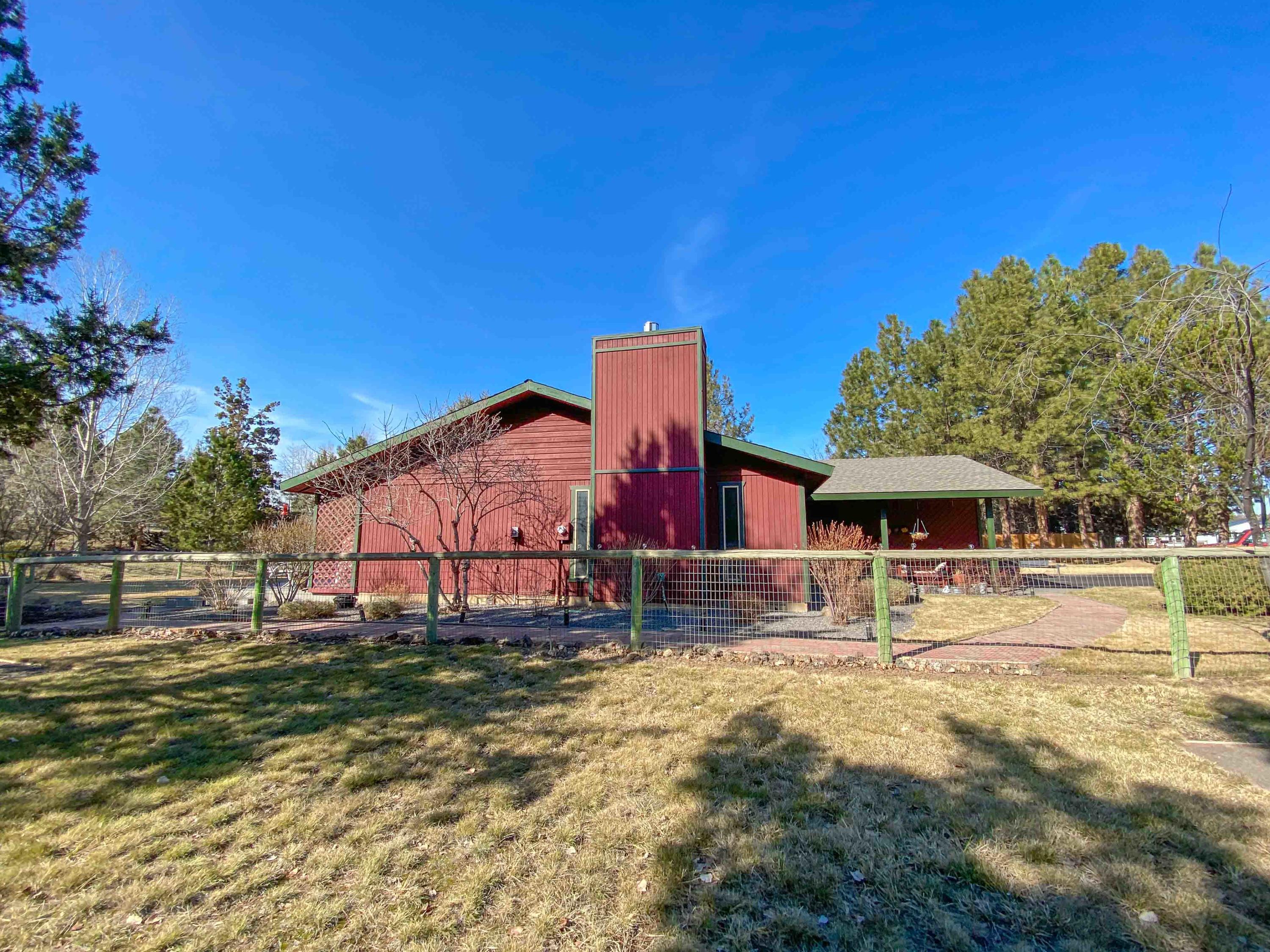 64943 Hunnell Road Bend, OR 97703 - Photo 51 of 70 IMG_9620
