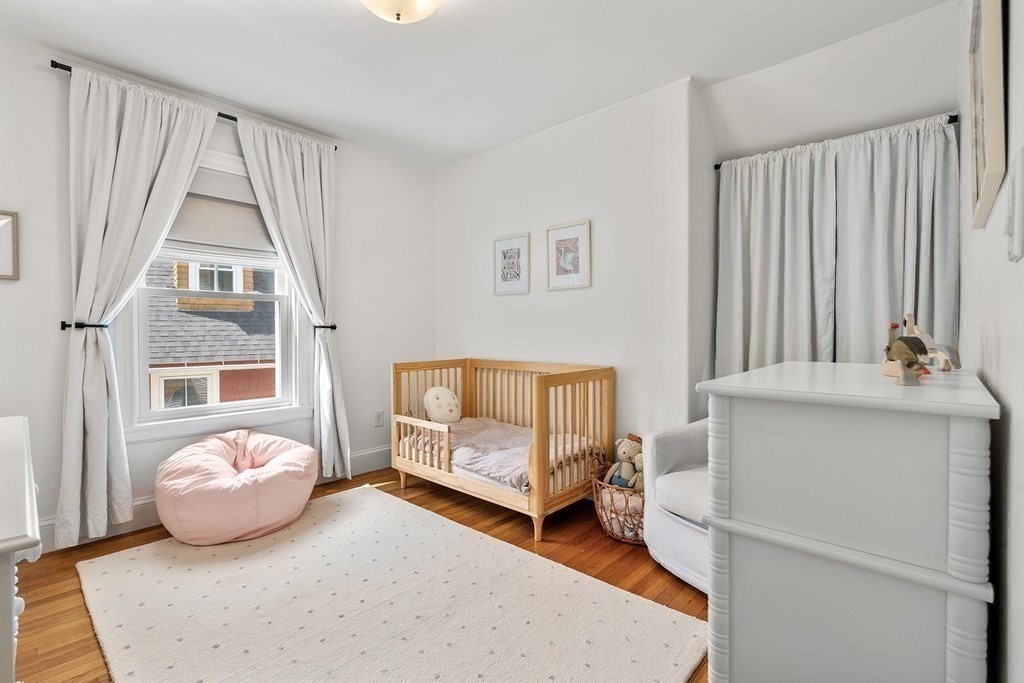 37 Knowles Street Newton, MA 02459 - Photo 18 of 31