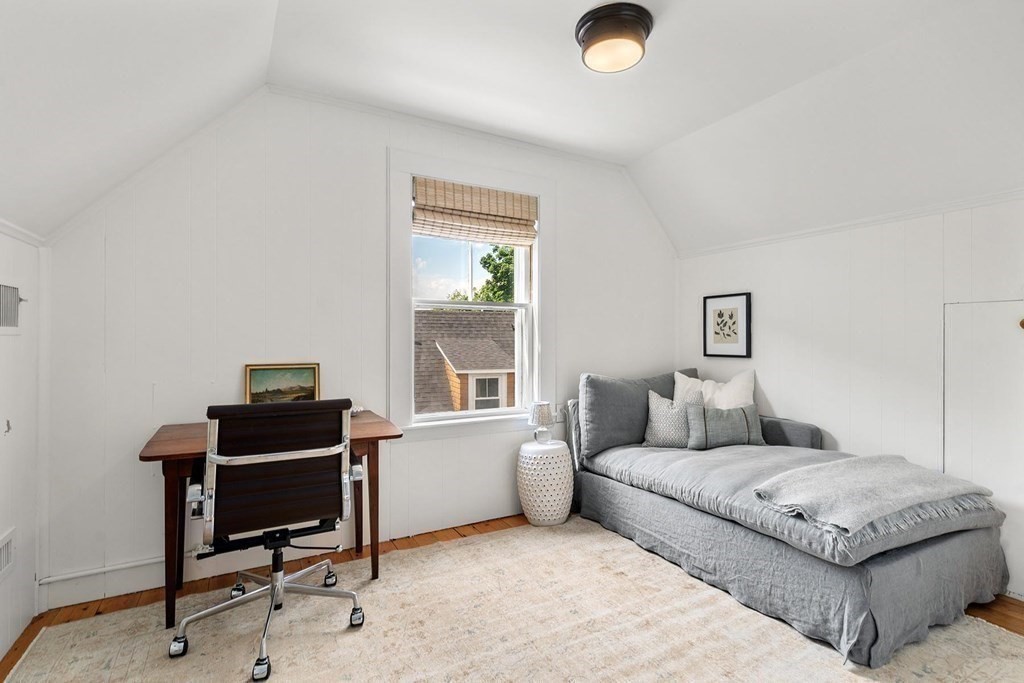 37 Knowles Street Newton, MA 02459 - Photo 22 of 31