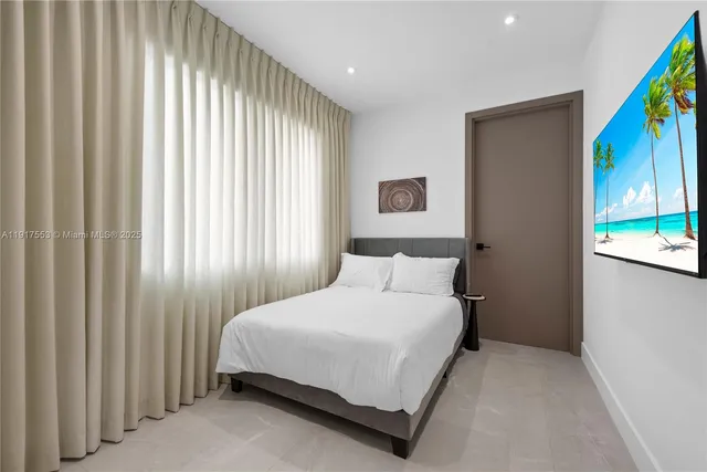 $50,000 | 1881 Northeast 196th Terrace, Miami, FL 33179