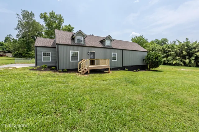 $519,000 | 957 West Hunt Road, Alcoa, TN 37701