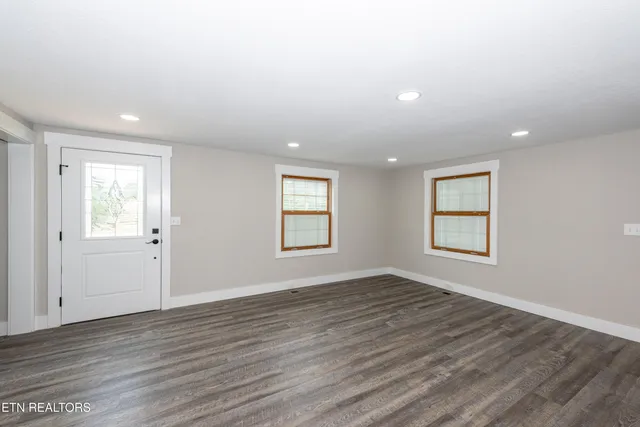 $519,000 | 957 West Hunt Road, Alcoa, TN 37701