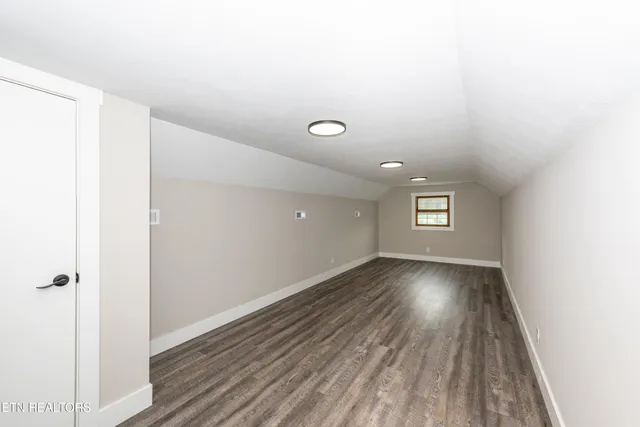 $519,000 | 957 West Hunt Road, Alcoa, TN 37701