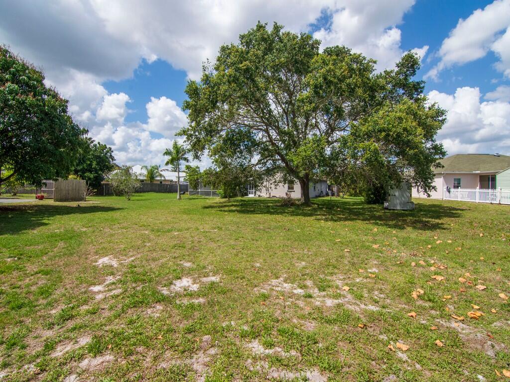 1511 Southeast Portillo Road Port St. Lucie, FL 34952 - Photo 16 of 45 Image11
