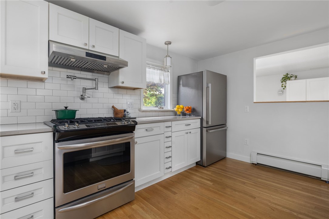 87 Frontier Road Warwick, RI 02889 - Photo 13 of 50