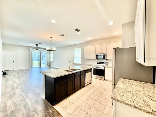 $2,100 | 5216 Suncatcher Drive, Wesley Chapel, FL 33545