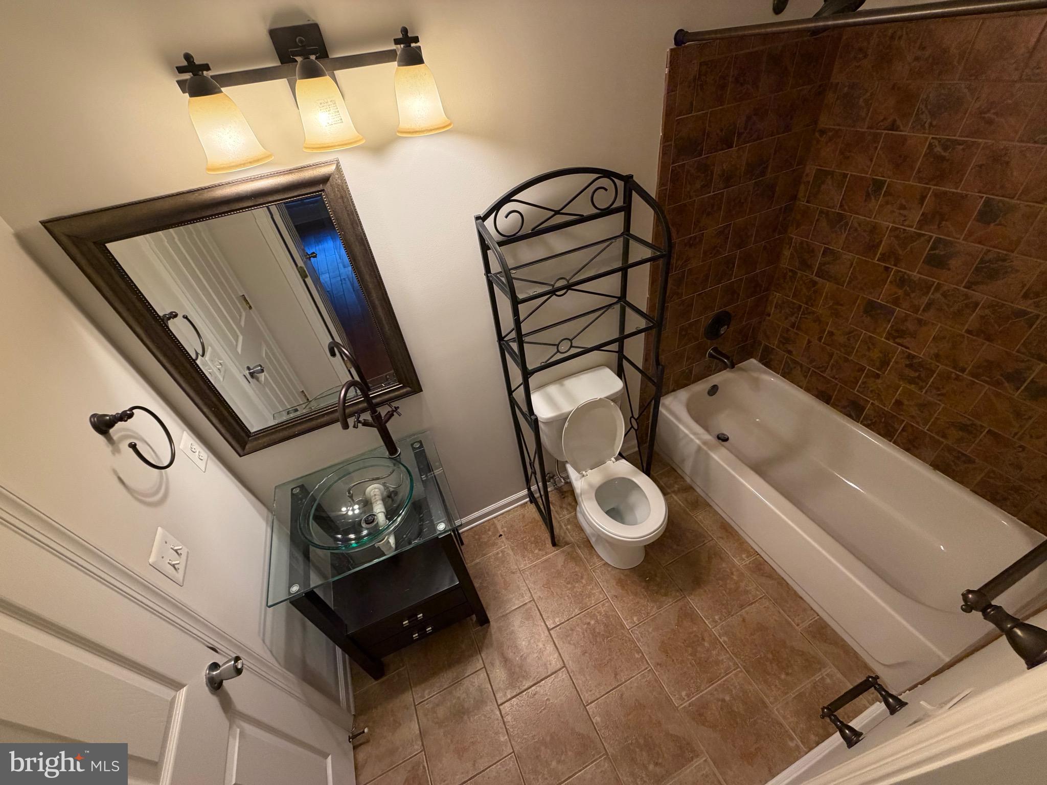 1512 D Summerchase Court, Unit D Reston, VA 20194 - Photo 10 of 18