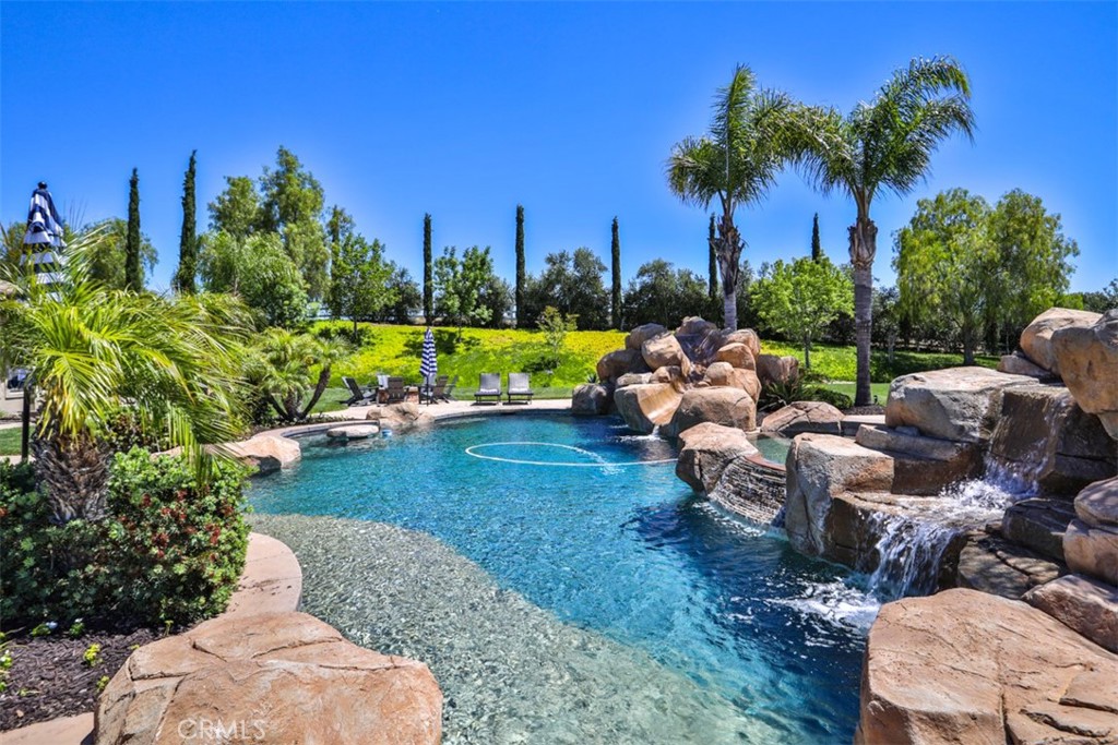 39520 Colleen Way Temecula, CA 92592 - Photo 3 of 75