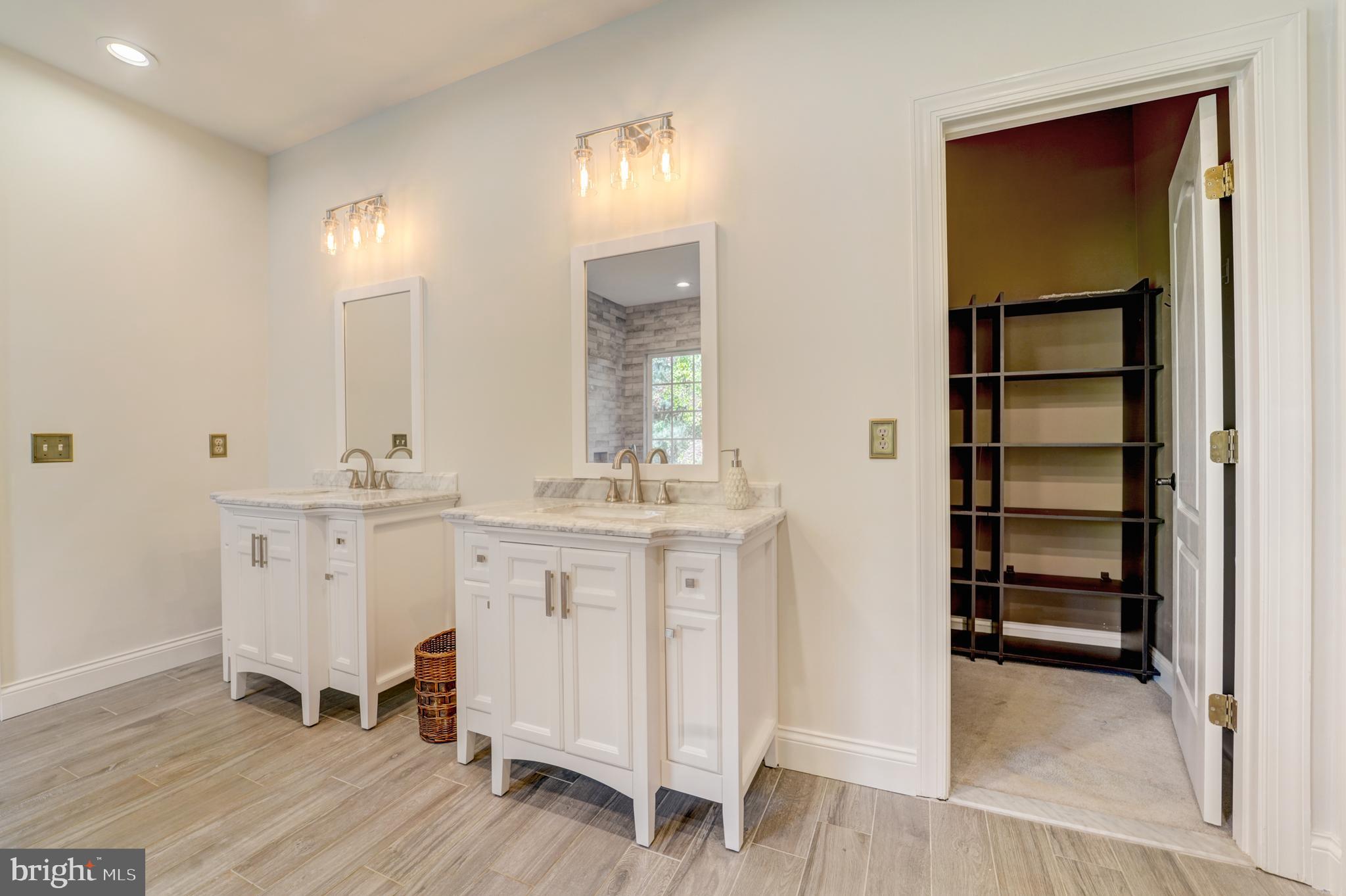 14705 McCann Farm Road Woodbine, MD 21797 - Photo 41 of 93 Main Level Primary Bathroom