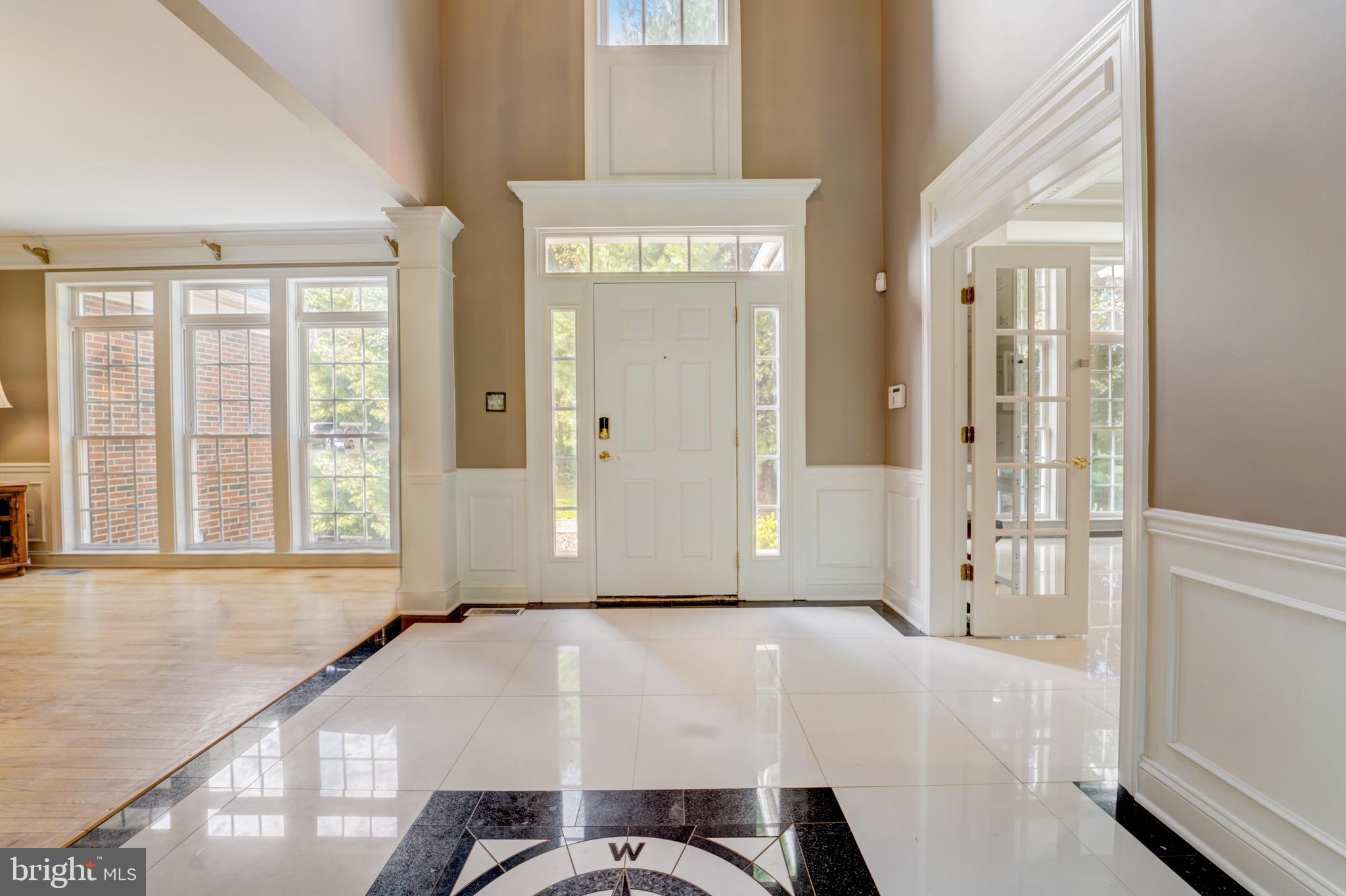14705 McCann Farm Road Woodbine, MD 21797 - Photo 7 of 93 Foyer