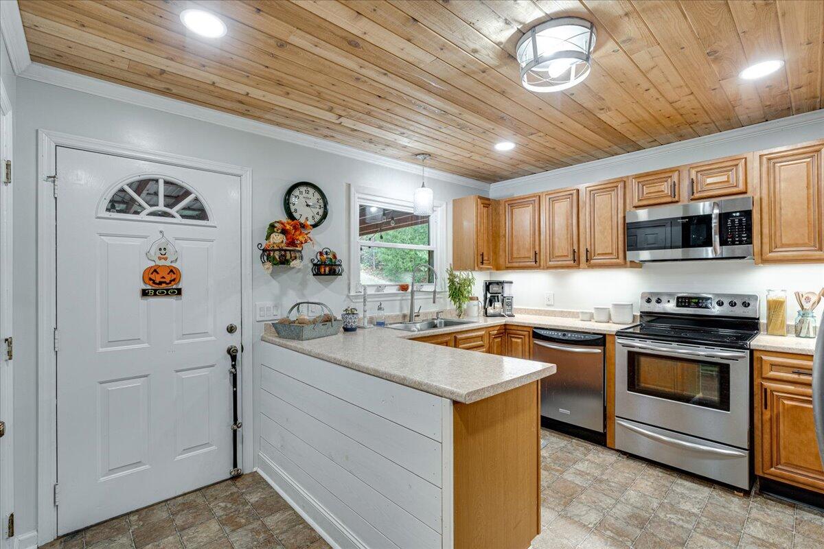 6925 Short Tail Springs Road Harrison, TN 37341 - Photo 10 of 29 08-6925 Short Tail Springs-8