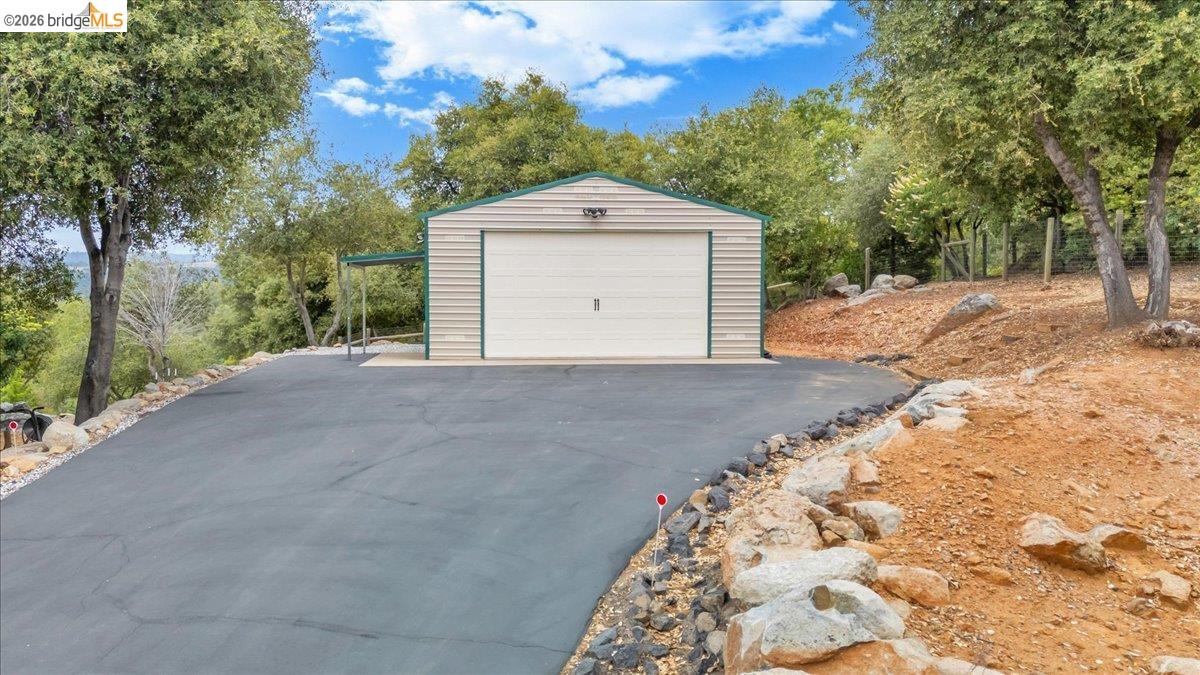 18180 Robin Ridge Road Sonora, CA 95370 - Photo 88 of 88 Additional detached metal garage