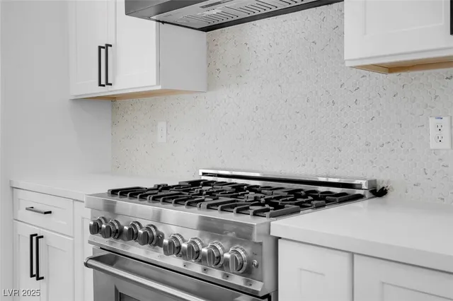 $499,999 | 363 El Pico Drive, Henderson, NV 89014