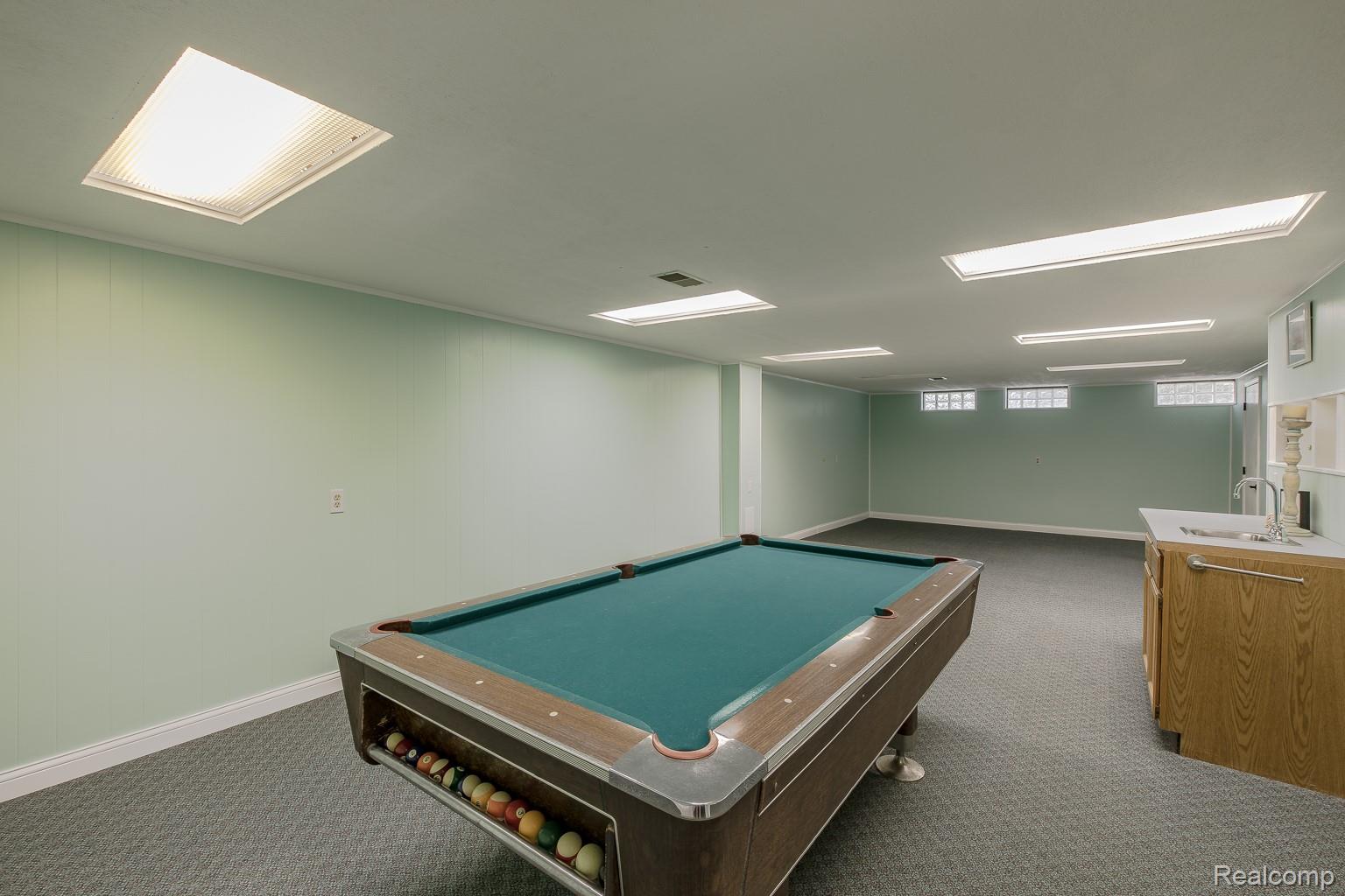 1665 Rosedale Street West Bloomfield, MI 48324 - Photo 23 of 41 Billiards, anyone?