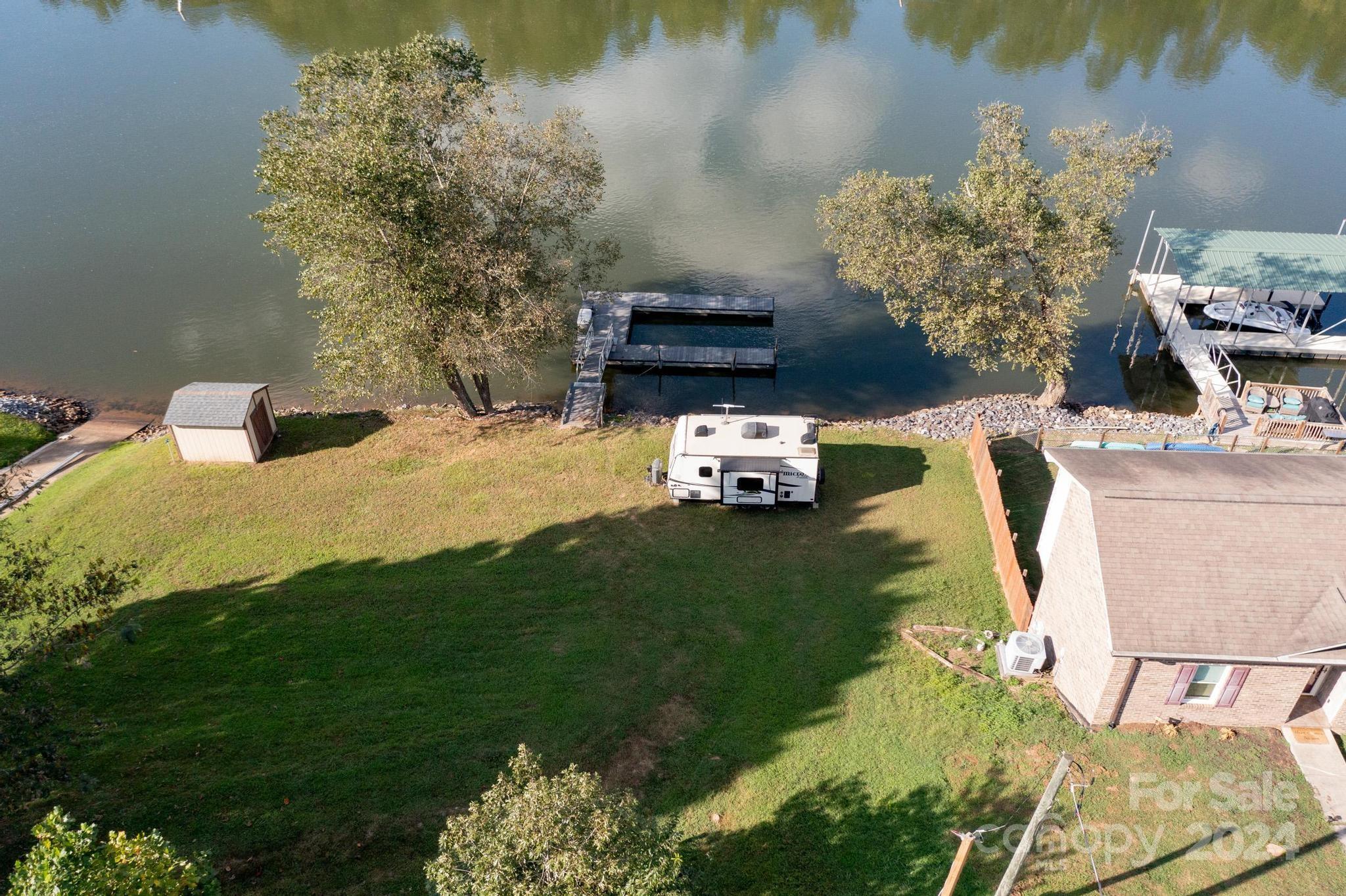 207 Catawba Avenue Hickory, NC 28601 - Photo 4 of 21