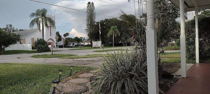 3722 Wilkinson Road Sarasota, FL 34233 - Photo 3 of 27