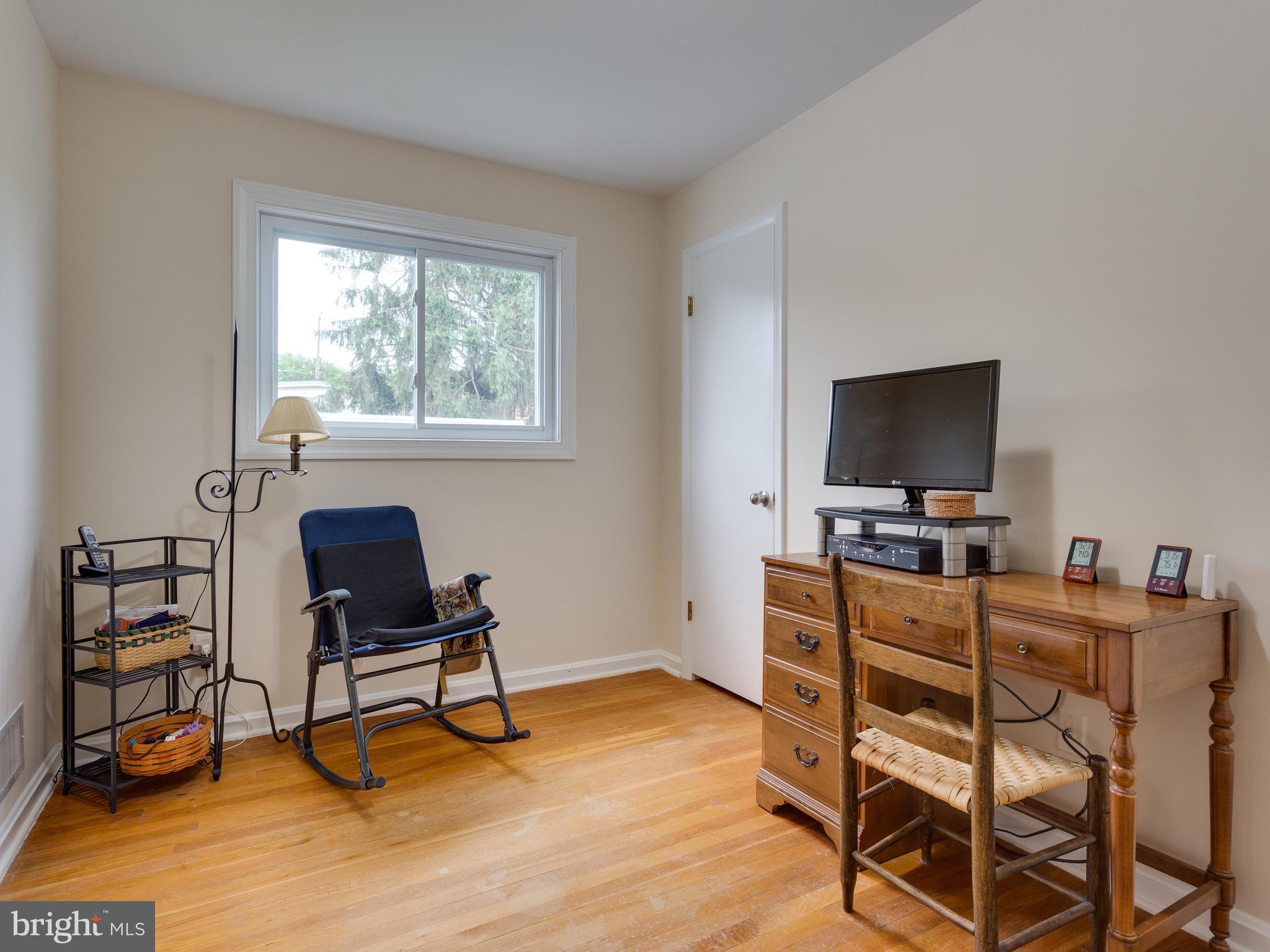 7108 Kerr Drive Springfield, VA 22150 - Photo 14 of 25 Bedroom