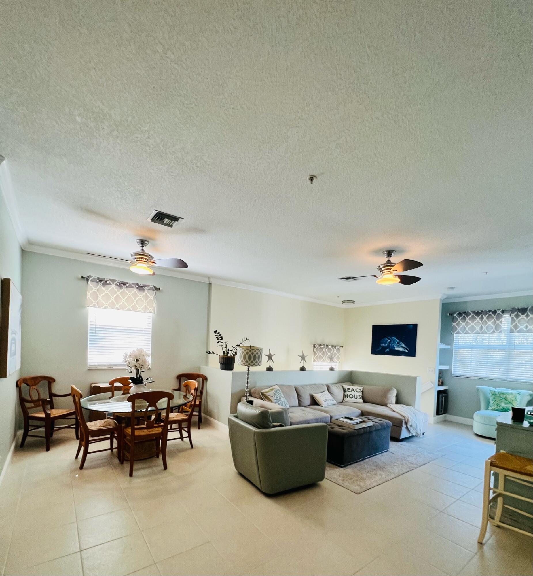 115 Lighthouse Circle, Unit B Tequesta, FL 33469 - Photo 3 of 19 dining-living