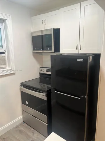 $1,350 | 2118 North 19th Avenue, Unit 14, Hollywood, FL 33020