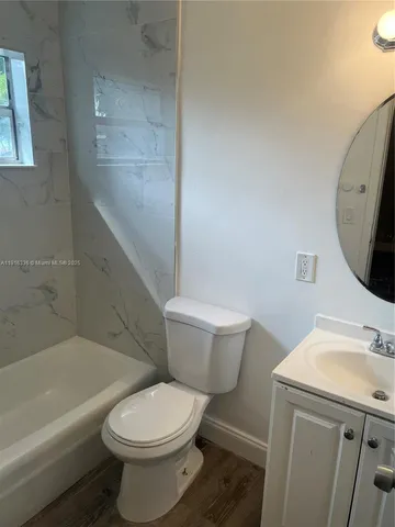 $1,350 | 2118 North 19th Avenue, Unit 14, Hollywood, FL 33020